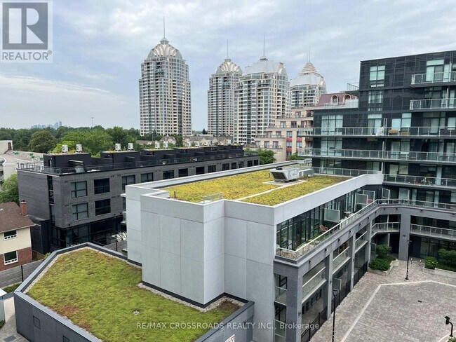 625-625 Sheppard Ave E in Toronto, ON - Building Photo - Building Photo