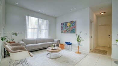 16388 SW 28th St in Miramar, FL - Building Photo - Building Photo