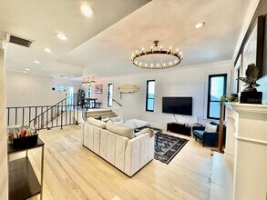 162 E Davis Blvd in Tampa, FL - Building Photo - Building Photo