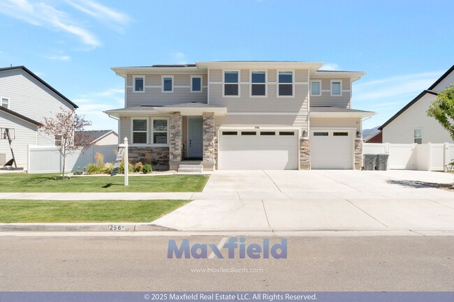 256 Thistle Dr in Saratoga Springs, UT - Building Photo - Building Photo