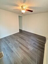 1328 Lowell St in Tallahassee, FL - Building Photo - Building Photo
