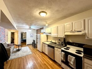 838 Huntington Ave, Unit 1 in Boston, MA - Building Photo - Building Photo