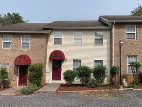 Pridemore Apartments in Church Hill, TN - Building Photo - Building Photo