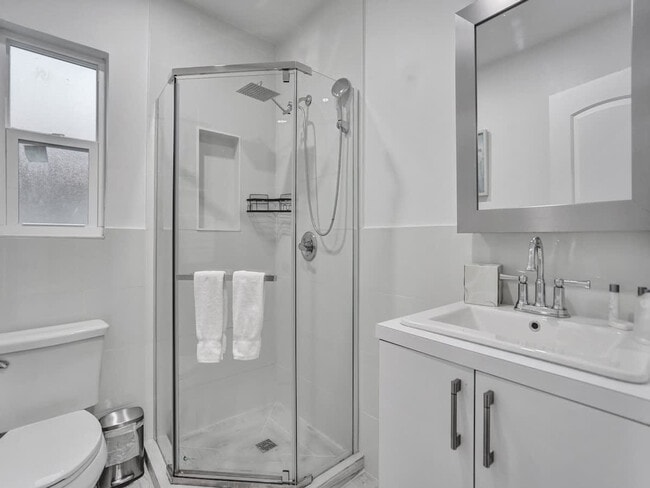 906 N Riverside Dr, Unit SI ID1503945P in Pompano Beach, FL - Building Photo - Building Photo