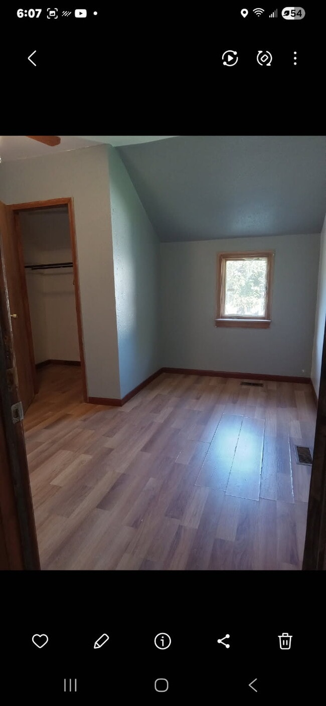 94 Box Ave, Unit #3 in Buffalo, NY - Building Photo - Building Photo