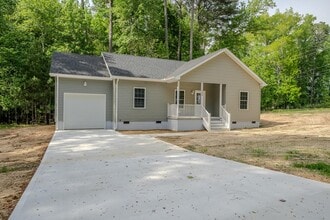 37425 Mutiny Dr in Greenbackville, VA - Building Photo - Building Photo