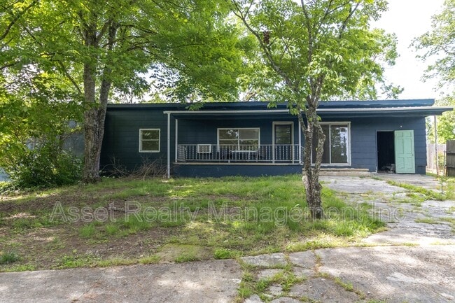property at 9447 Lusk Rd
