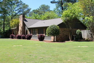 900 Heritage Dr in Tuscaloosa, AL - Building Photo - Building Photo