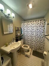 717 Edgewood St in Tallahassee, FL - Foto de edificio - Building Photo