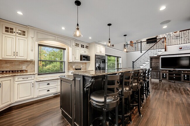 46 West St in Rocky Hill, CT - Building Photo - Building Photo