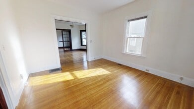 97 Hawthorne St, Unit 1 in Malden, MA - Building Photo - Building Photo