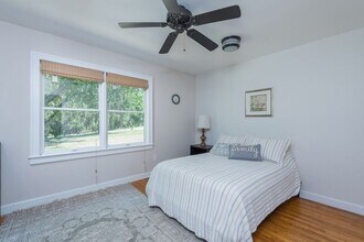 11 Blackstone Ave in Asheville, NC - Building Photo - Building Photo