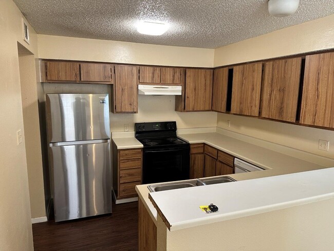 12244 Bob White Dr in Houston, TX - Building Photo - Building Photo