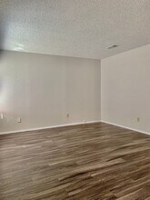 104 Lady Bird Ln in San Marcos, TX - Building Photo - Building Photo