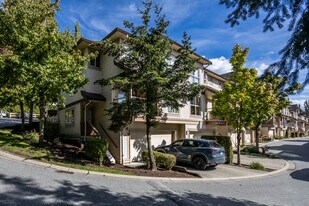 20350 68 Av in Langley, BC - Building Photo