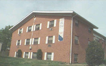 Dorann Manor in Westville, NJ - Foto de edificio - Building Photo