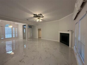 2904 Elaine Ct in Bedford, TX - Building Photo - Building Photo