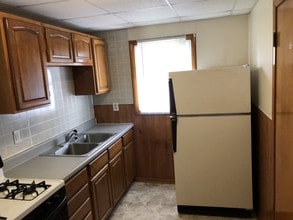 1522 39th Ave in Moline, IL - Building Photo - Building Photo