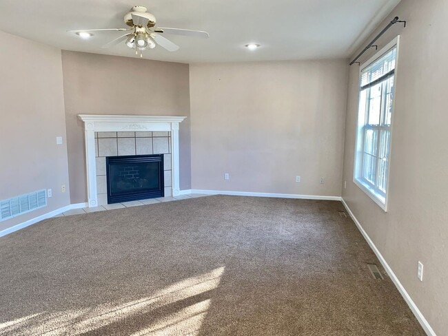 811 Oxford Dr in Rolla, MO - Building Photo - Building Photo