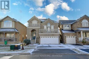 5554 Churchill Meadows Blvd in Mississauga, ON - Building Photo
