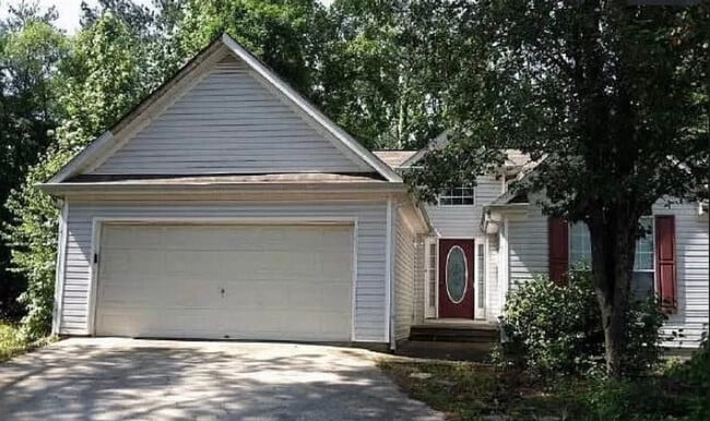 922 Sweetwater Way