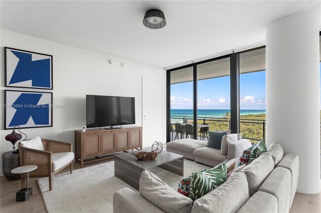 8701 Collins Ave in Surfside, FL - Building Photo - Building Photo