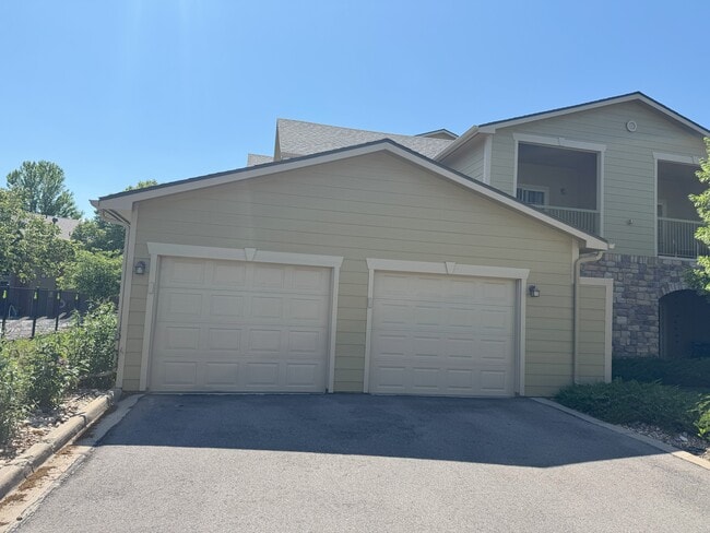 5620 Fossil Creek Pky, Unit 2202 in Fort Collins, CO - Building Photo - Building Photo