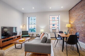 110 W 79th St-Unit -2 in New York, NY - Building Photo - Building Photo