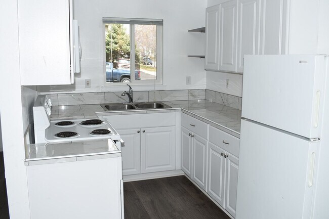 400-404 La Rue Ave in Reno, NV - Building Photo - Building Photo