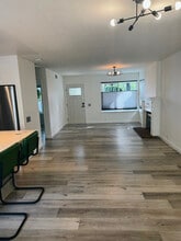 2643 Briarwood Pl in Thousand Oaks, CA - Building Photo - Building Photo