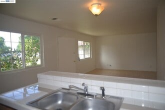 2409 Peppertree Ct in Antioch, CA - Building Photo - Building Photo