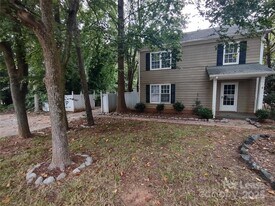 615 Rama Rd in Charlotte, NC - Building Photo