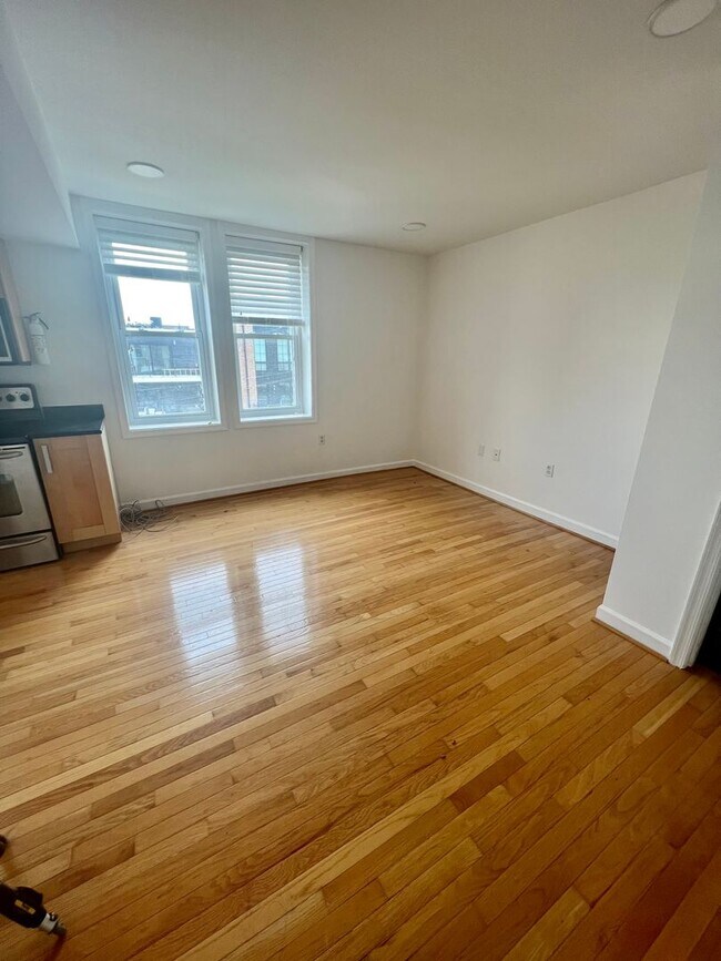 314 V St NE in Washington, DC - Building Photo - Building Photo