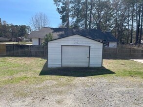 301 W Hamlet St in Pinetops, NC - Building Photo - Building Photo