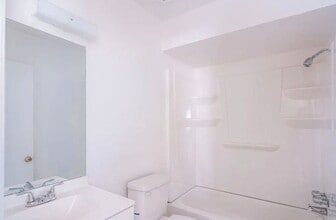 1317 Bernard St in Bakersfield, CA - Building Photo - Building Photo