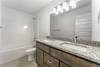 800 Lewis St in Pea Ridge, AR - Building Photo - Building Photo