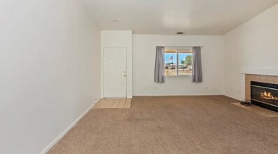 20410 Sago Ct in Apple Valley, CA - Building Photo - Building Photo