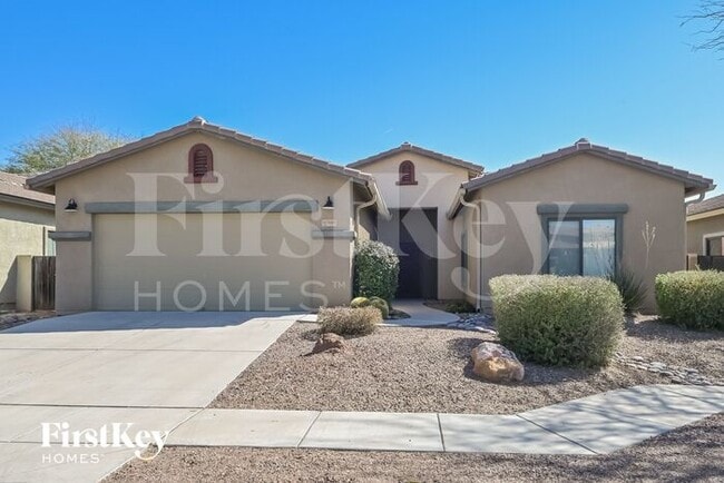 property at 10588 E Oakbrook St