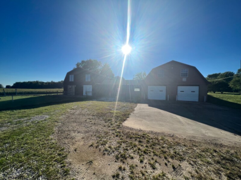 1960 Roundtop Rd in Elizabethtown, KY - Building Photo