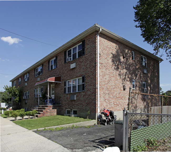 16 Palisade St in Staten Island, NY - Building Photo - Building Photo