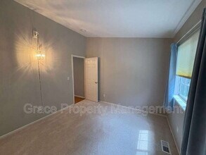 8340 S Upham Way in Littleton, CO - Building Photo - Building Photo