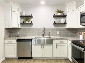 212 Loyola Dr in Athens, TX - Building Photo - Building Photo