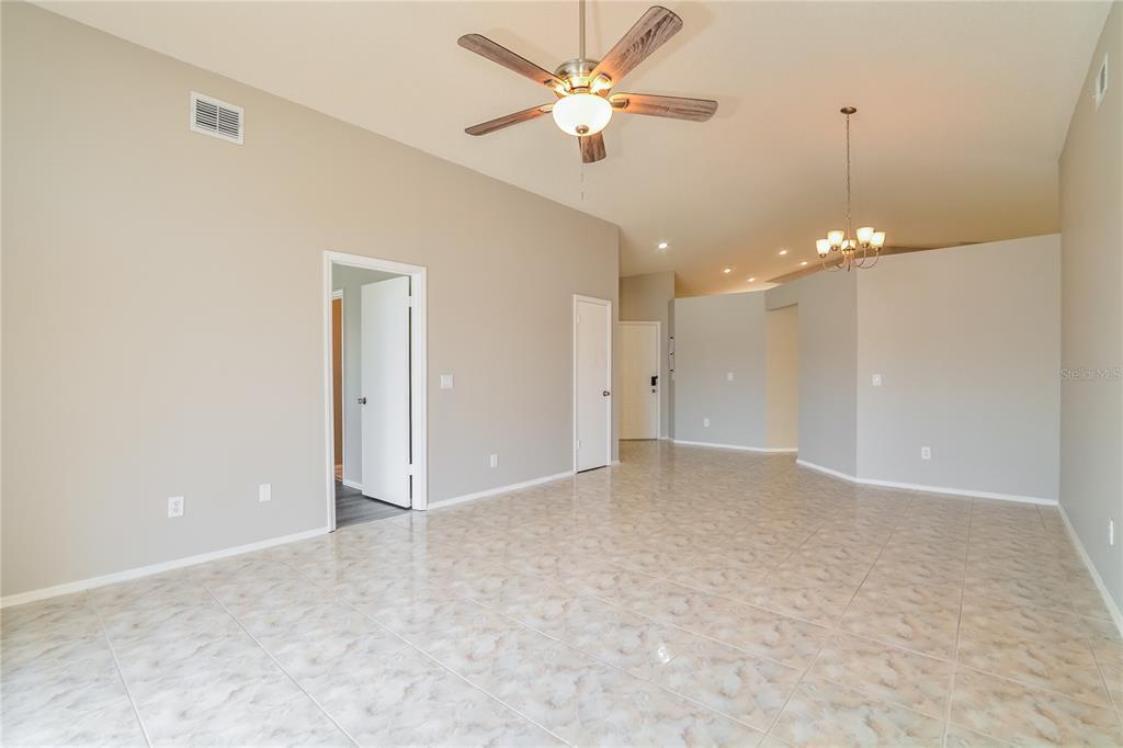 3103 Orchard Pl in Kissimmee, FL - Building Photo