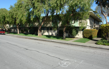 Park Lane Apartments in Mountain View, CA - Foto de edificio - Building Photo