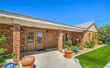 3480 W Mesa Verde Ln in Las Vegas, NV - Building Photo - Building Photo