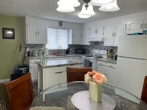 229 Essex St, Unit 2 in Saugus, MA - Building Photo - Building Photo