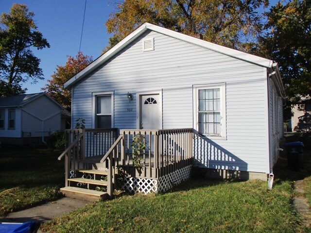 508 N Lee St in Bloomington, IL - Building Photo