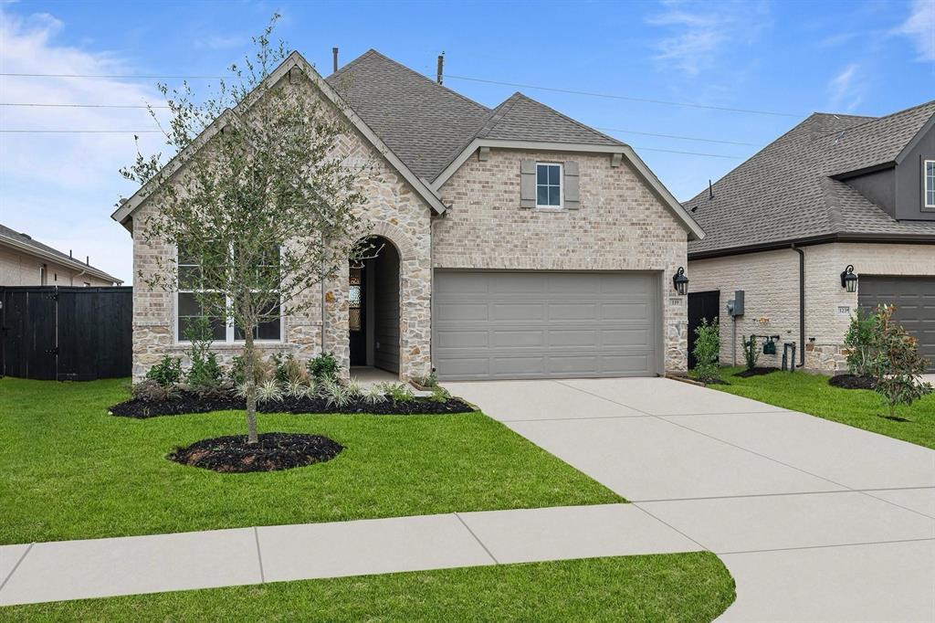 119 Amaranth Wy in Richmond, TX - Building Photo