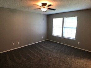 1901 N Desert Palm Ave in Broken Arrow, OK - Building Photo - Building Photo