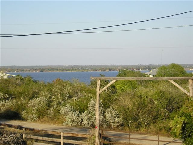 403 S Vista Dr in Sandia, TX - Foto de edificio - Building Photo